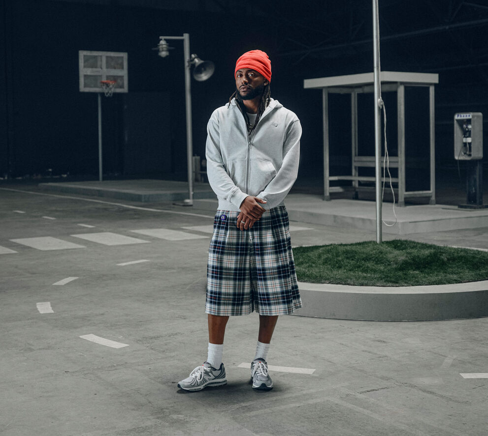 Amin&eacute; wearing ABZORB 1890 for Grey Days