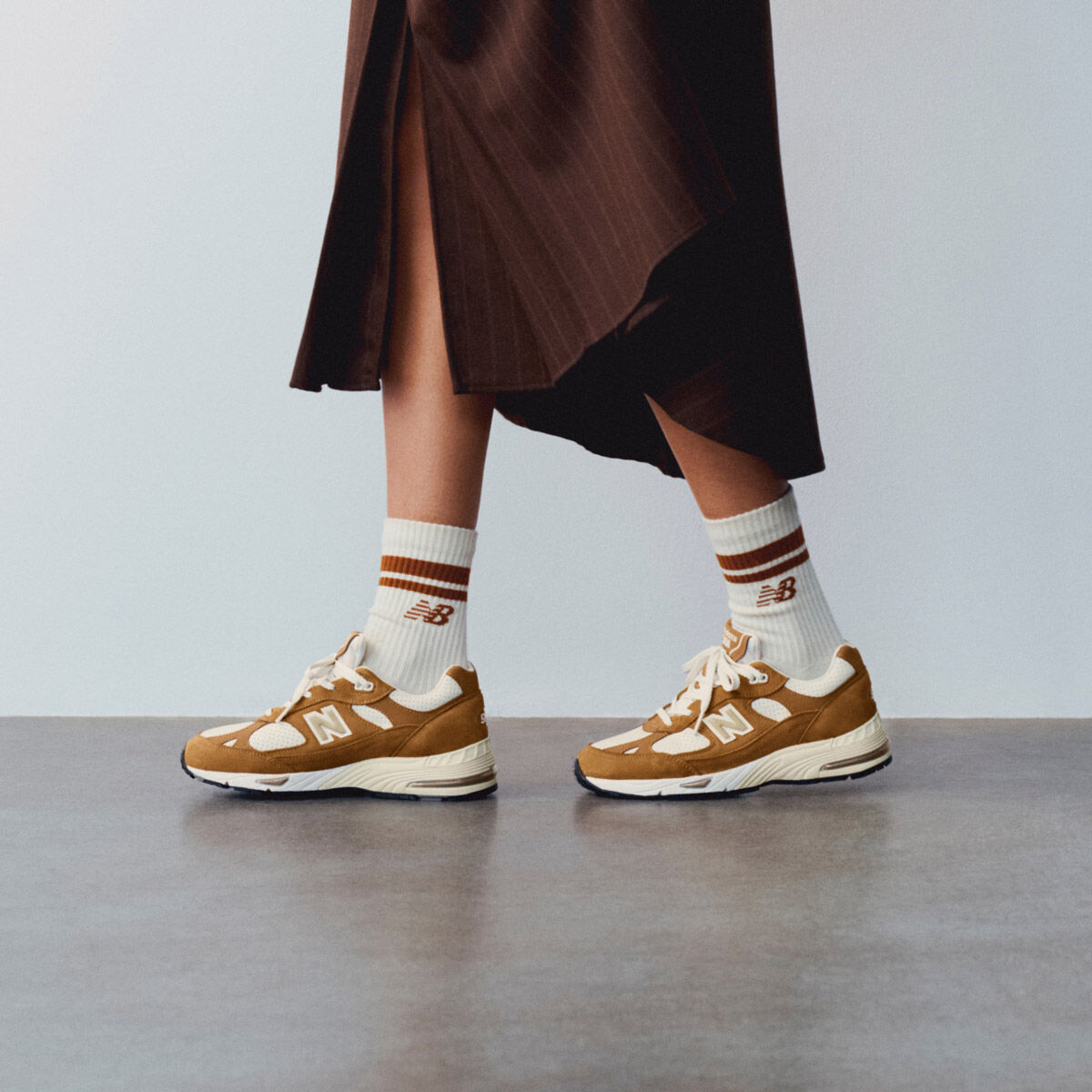 ホワイトブラウン ミニオリジナルリース☆ Made in UK 991v1｜ニューバランス公式通販 | - New Balance