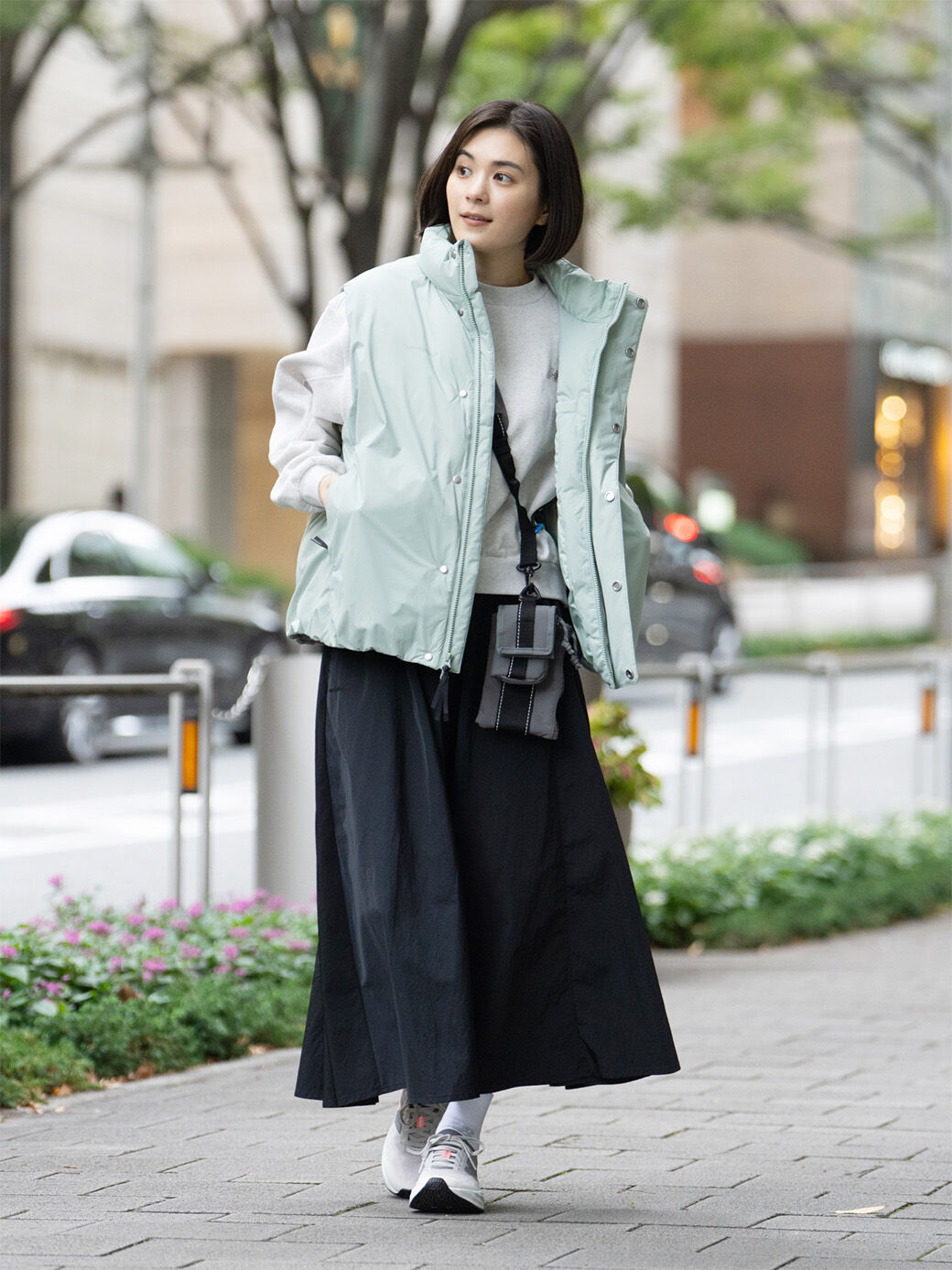 NB GREY ダウン ベスト