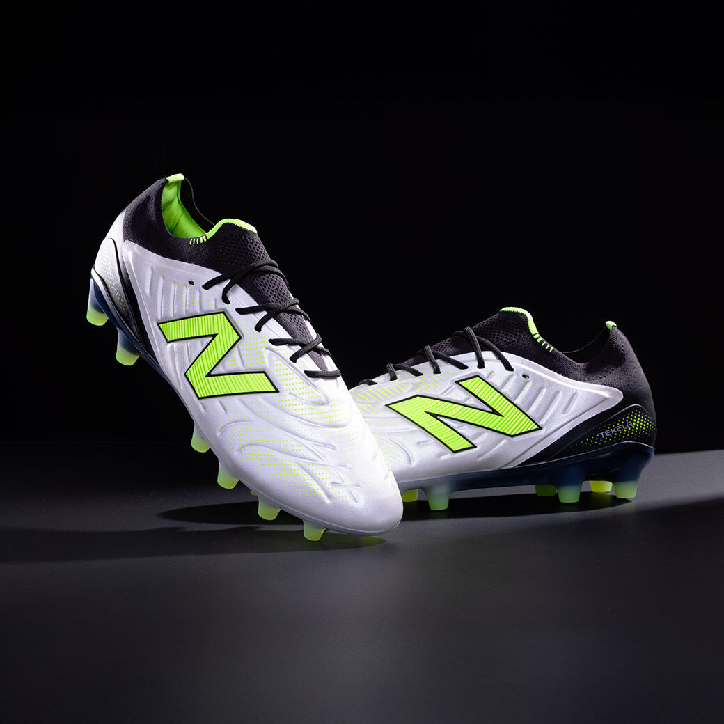 New Balance Tekela Elite サッカーシューズ 25.5㎝ New Balance ニューバランス TEKELA ELITE FG V5 ウィズ：D(イエロー