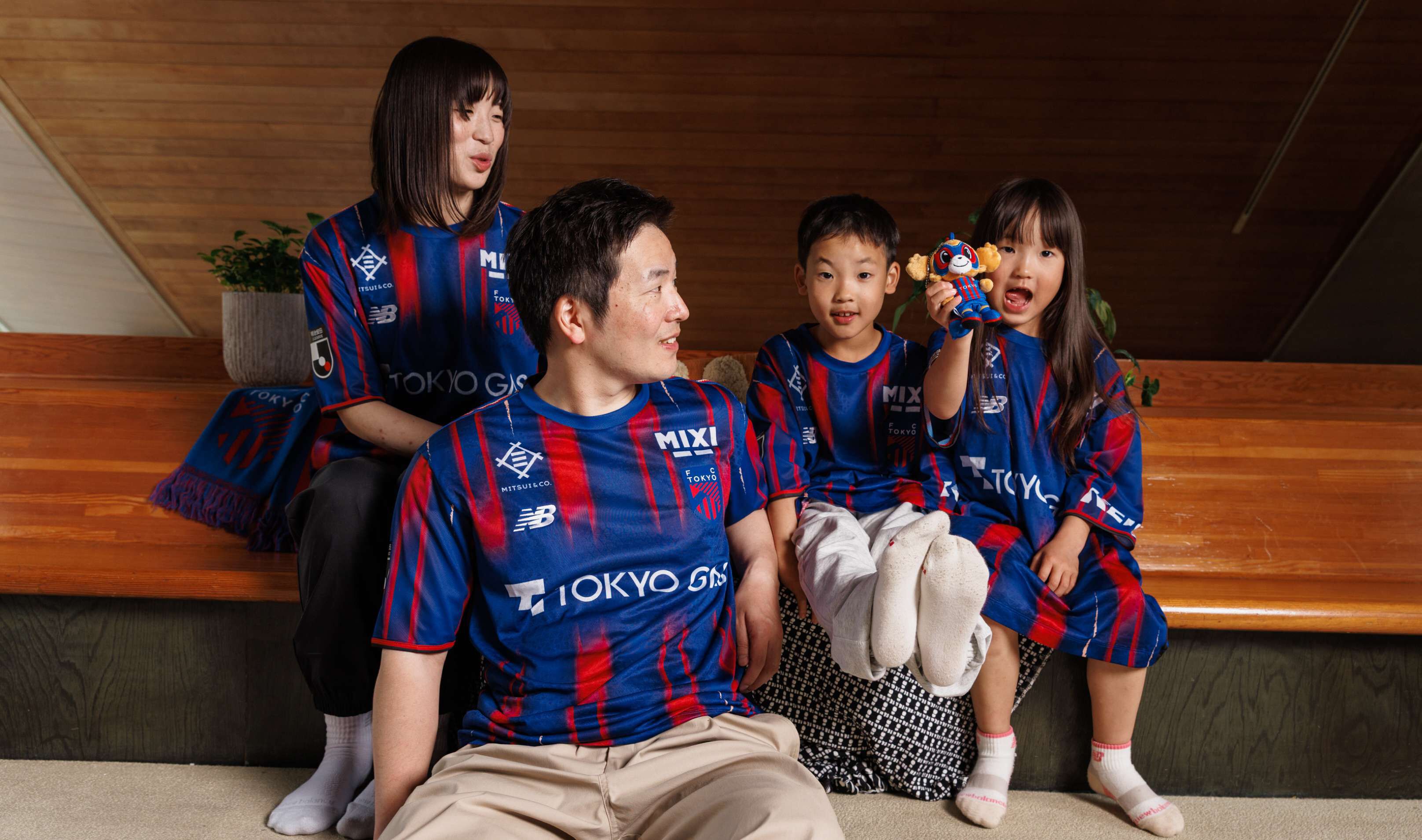 FC東京　ニューバランス　セットアップ　Lサイズ 美品 FC東京 2026/27 オーセンティックロングスリーブ｜ニューバランス公式