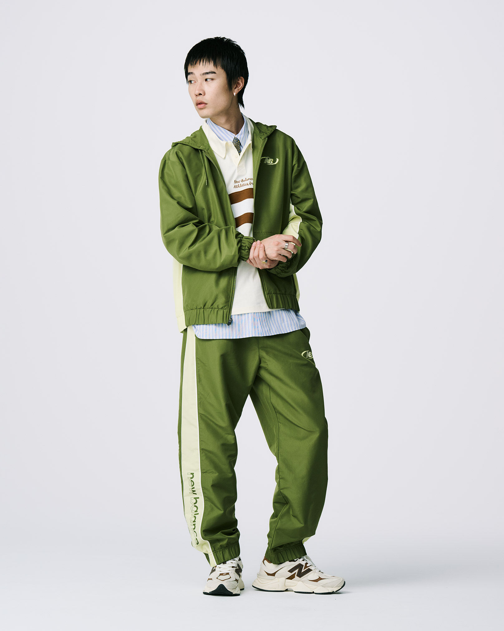 【美品】New Balance メンズ パーカー S＋パンツXS 上下セット Trackside ウーブンパンツ｜ニューバランス公式通販 | - New Balance