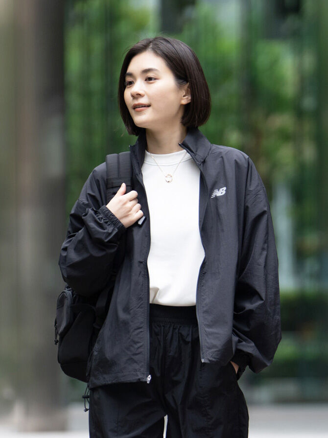 Athletics パッカブルジャケット