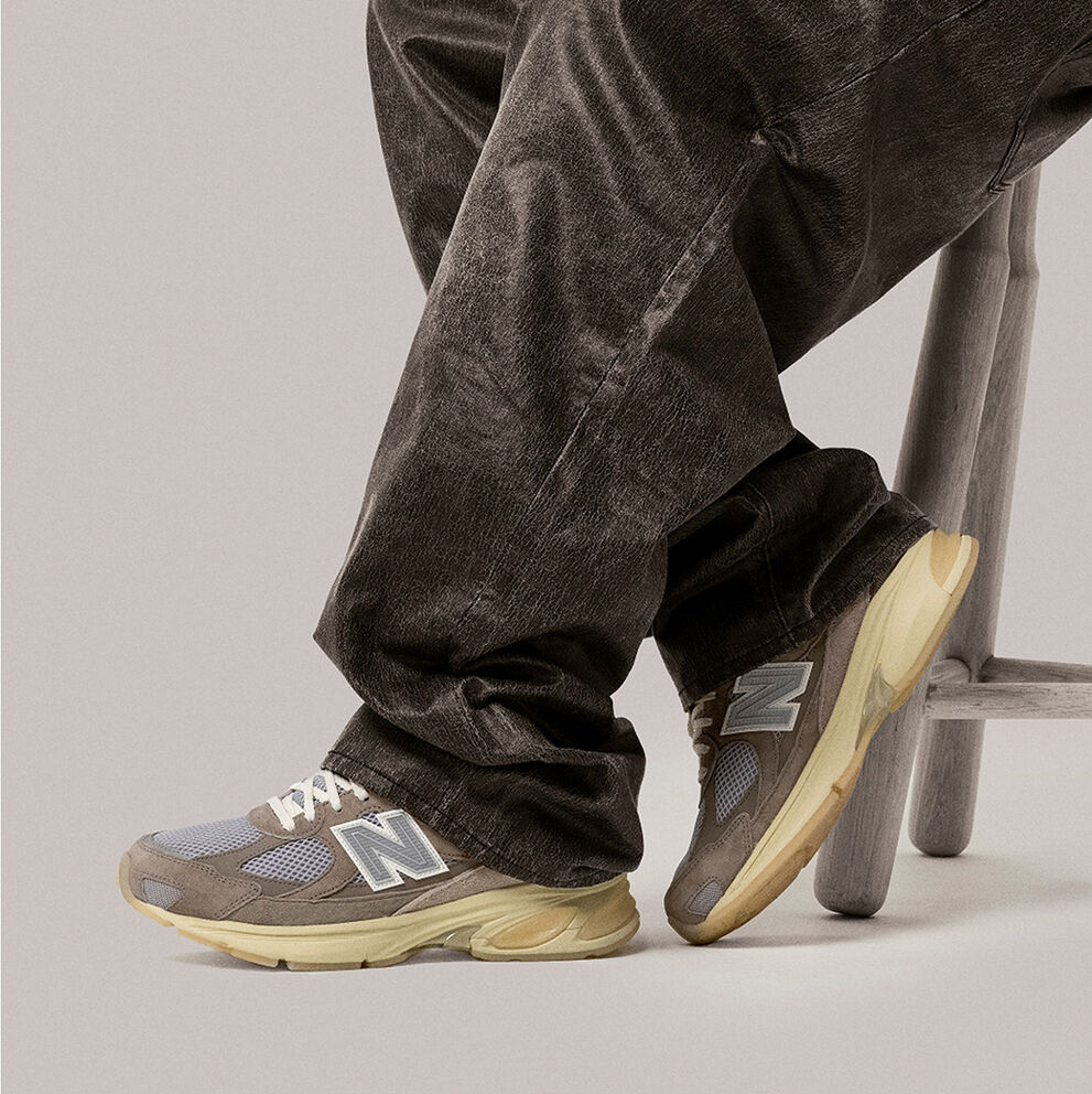 2010 Grey Days｜ニューバランス公式通販 | - New Balance