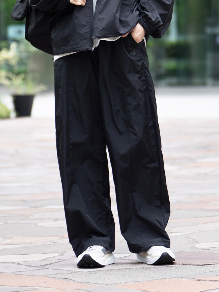 NB GREYテーパードパンツ