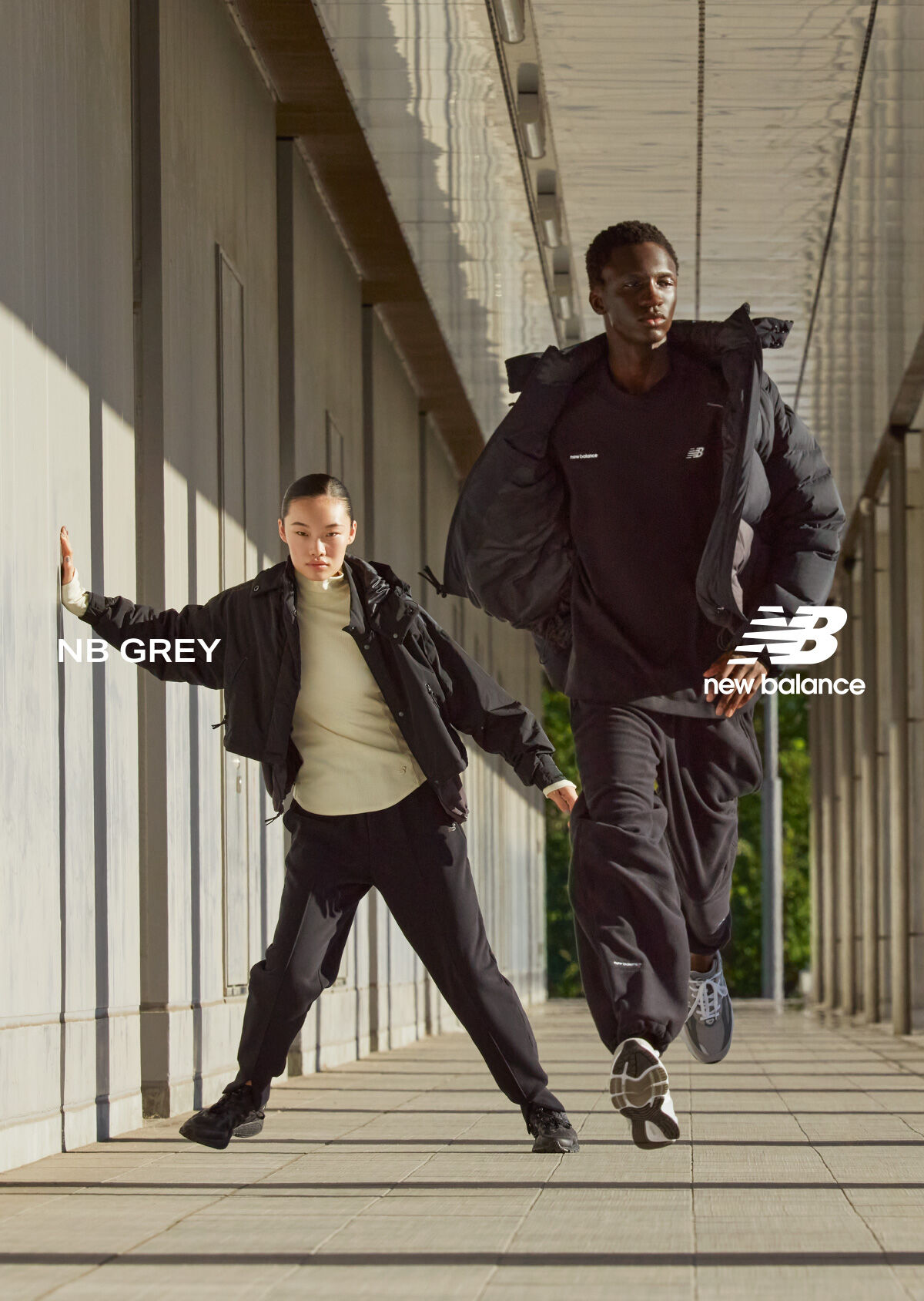 New Balance フード付きセーター サイズ7 黒 New Balance フード付きセーター サイズ7 黒 New Balance NEW