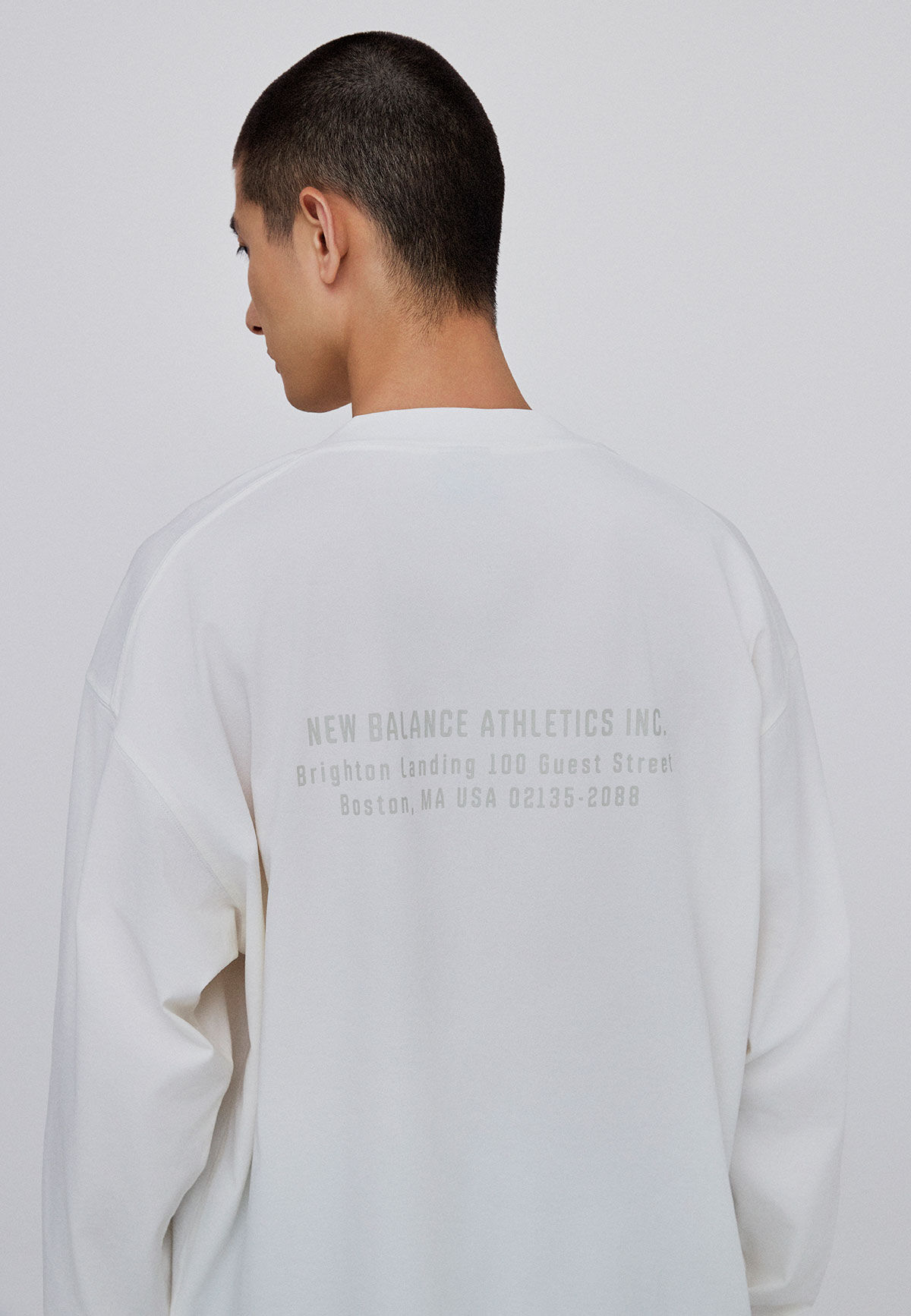 【新品】new balance セットアップシャツ ホワイト Woven Long Sleeve Shirt｜ニューバランス公式通販 | - New Balance