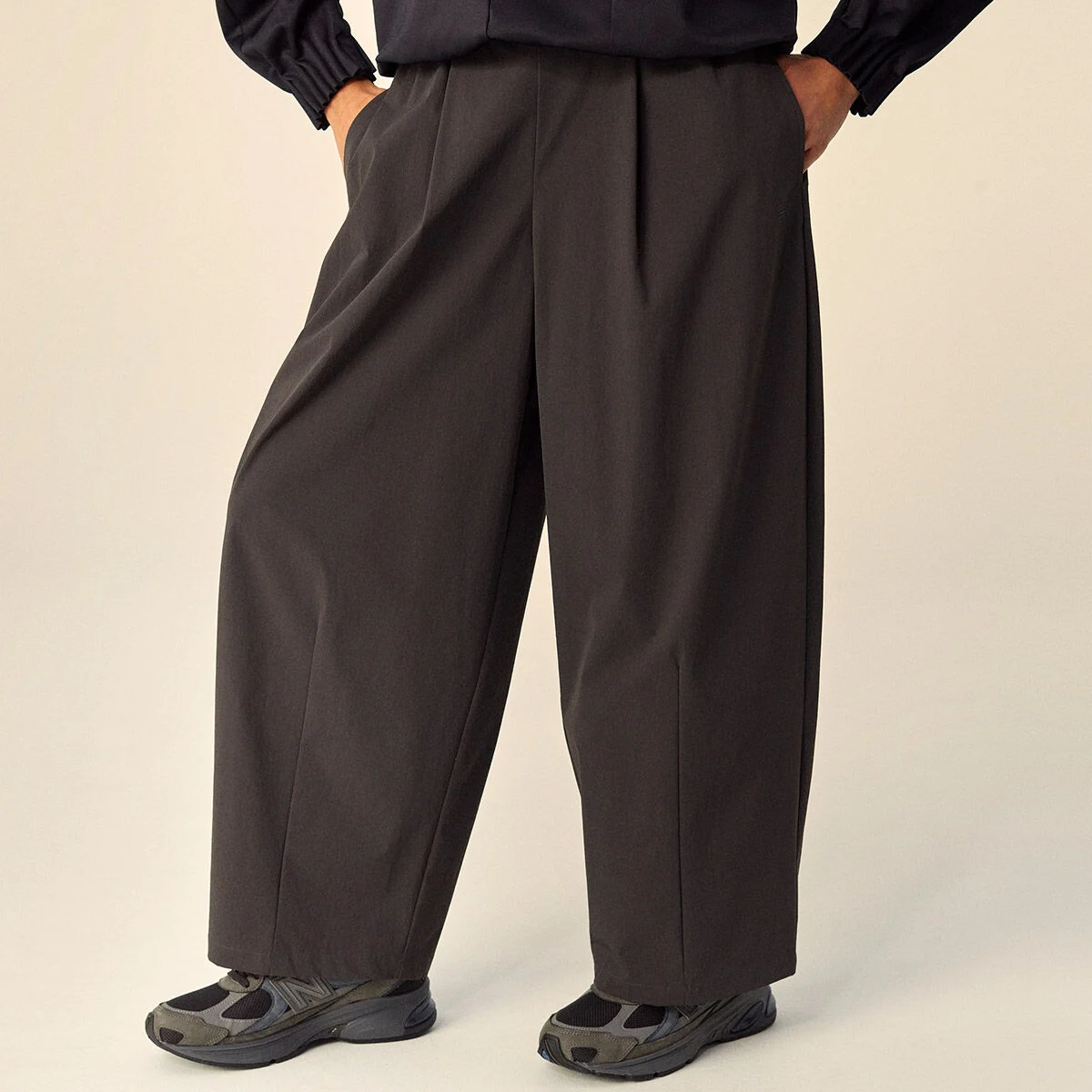 NB GREY オーバーサイズパンツ