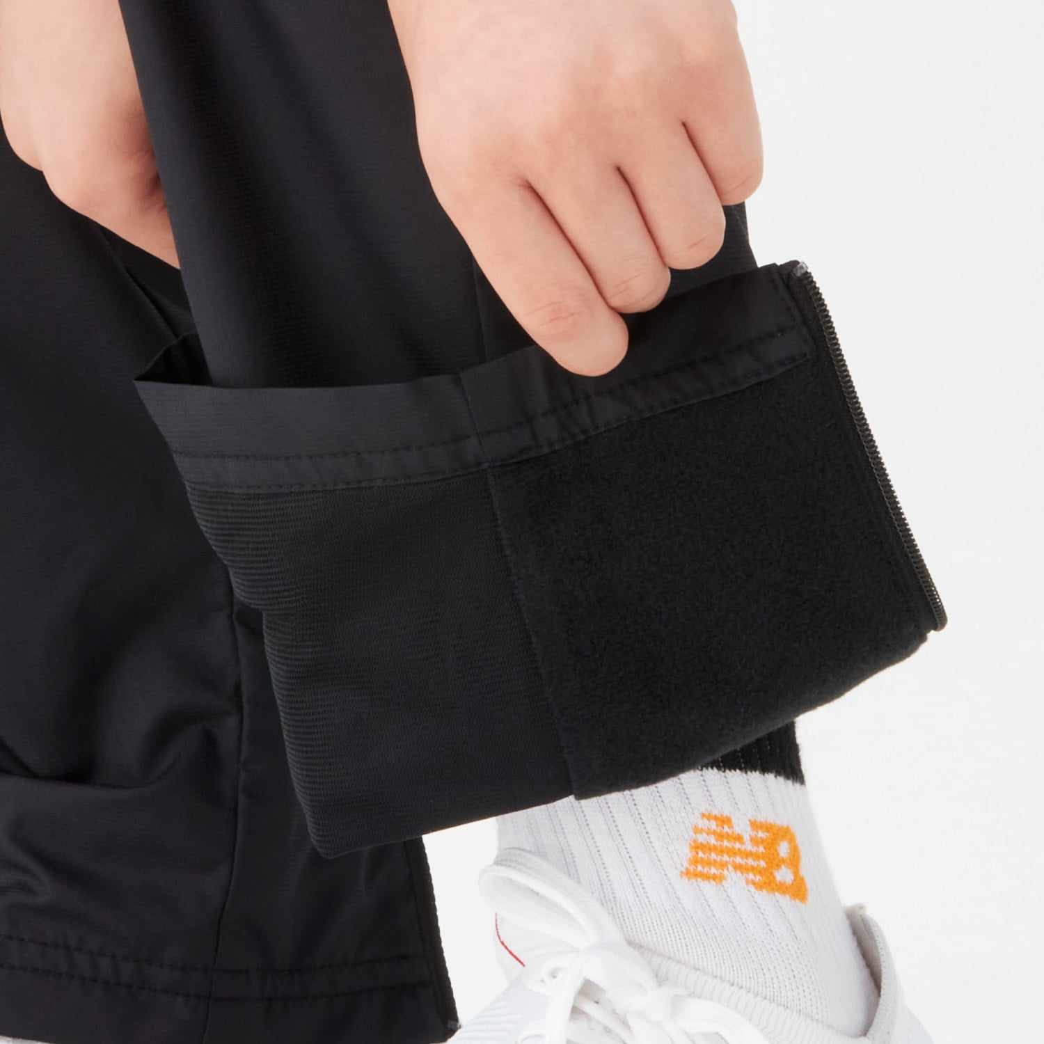 Black Out Collection Wind Pants with brushed tricot lining