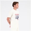 NB Athletics 90's グラフィック ショートスリーブTシャツ