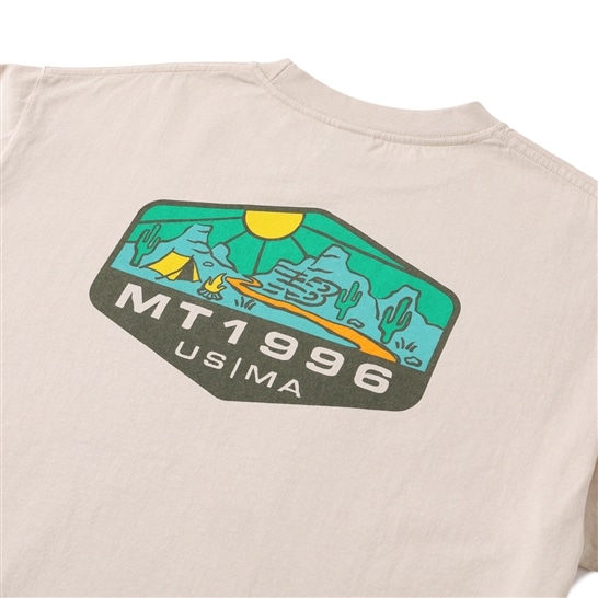 MT1996 バックグラフィックTシャツ