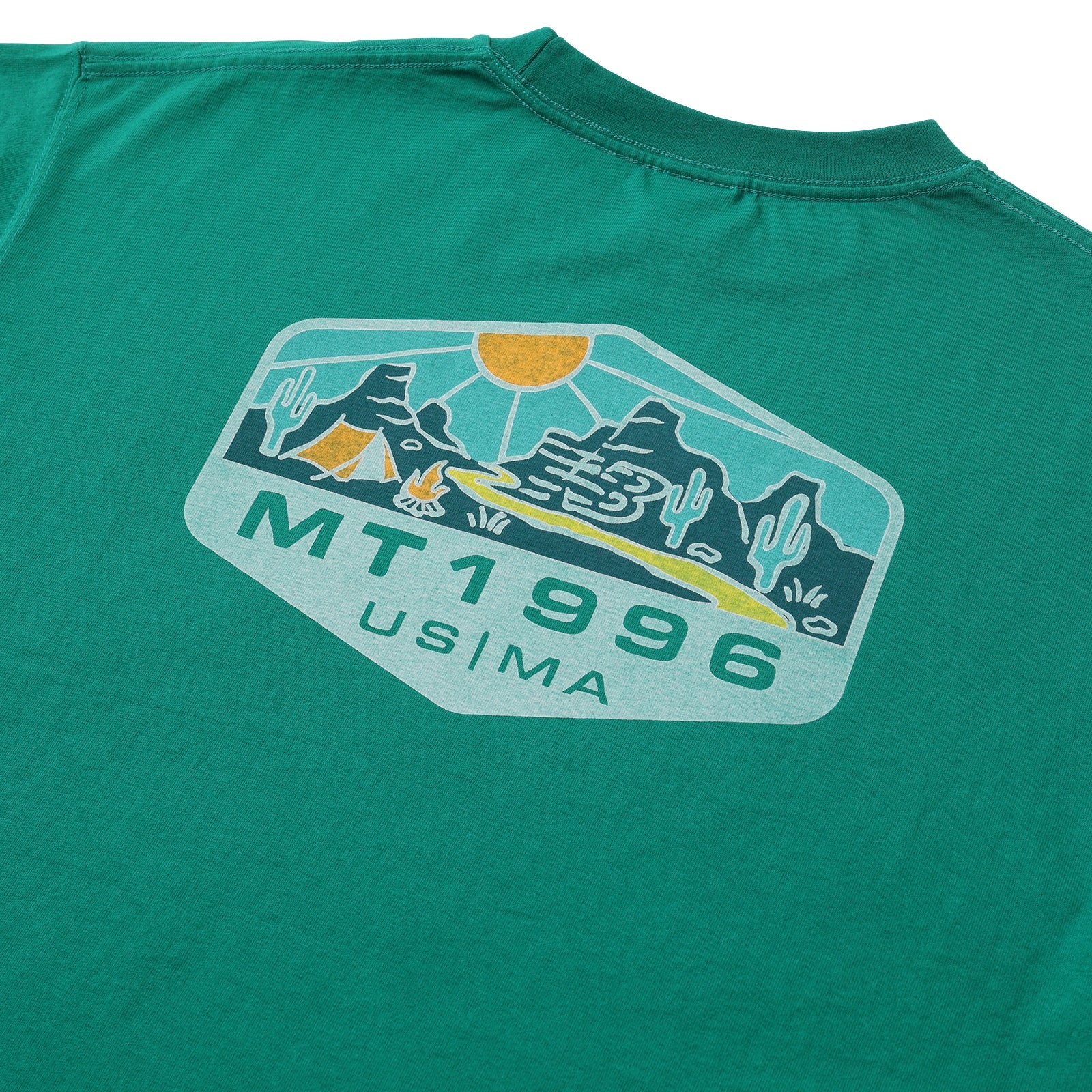 MT1996 バックグラフィックTシャツ