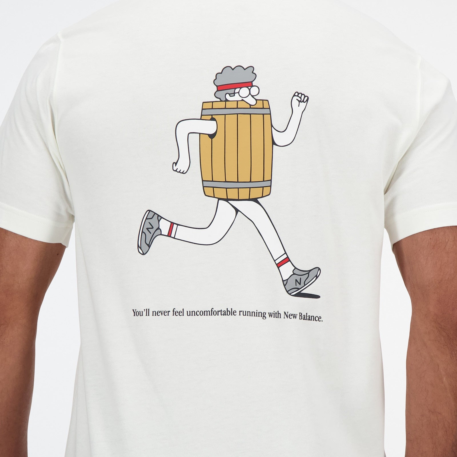 New Balance Barrel Runner 짧은 슬리브 티셔츠