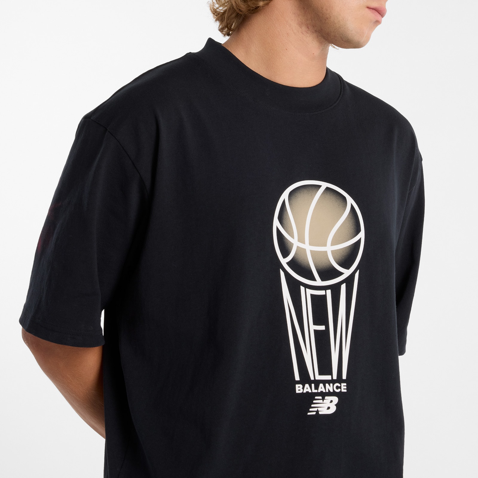 Hoops グラフィックショートスリーブTシャツ