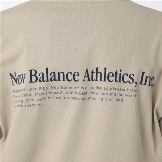Athletics Flocked 편안한 짧은 슬리브 티셔츠